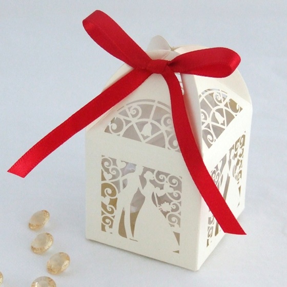 Laser Cut Bride and Groom Lantern Style Favour Box in White or Ivory