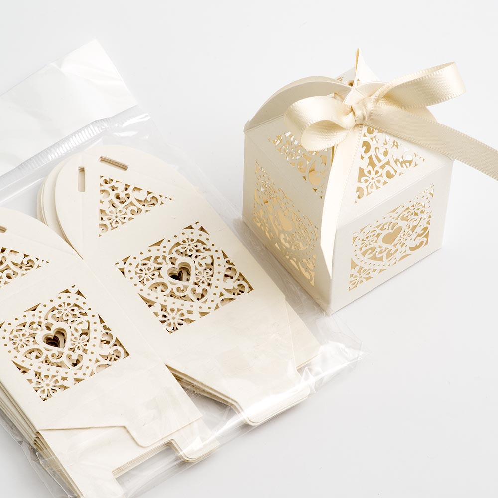 Laser Cut Heart Lantern Style Favour Box in White or Ivory Favour Fairy